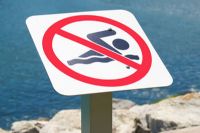 Présence d’algues bleues à la plage P.E. Perrault : Dudswell interdit la baignade